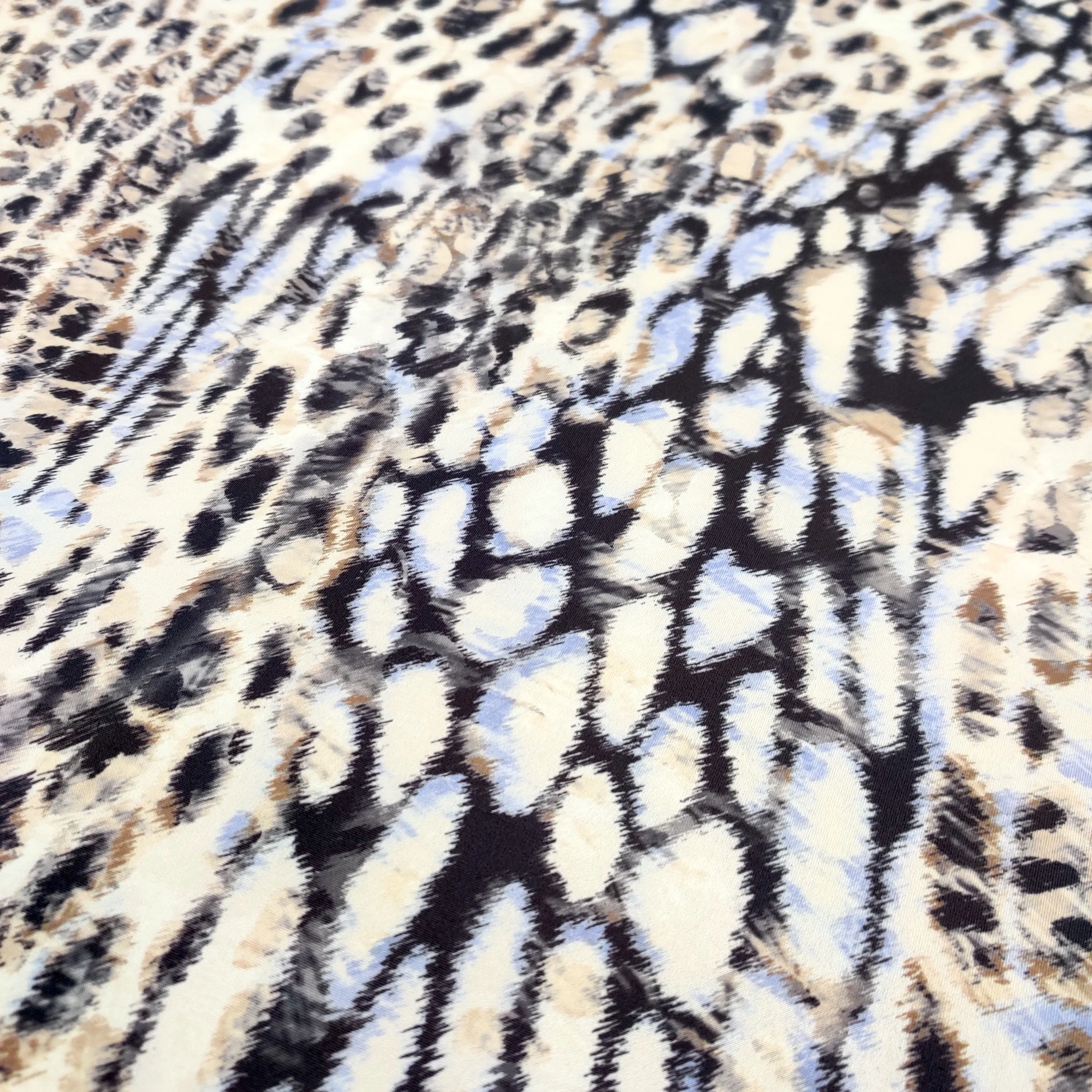 FS522 Leopard Silky Stretch Knit Fabric White