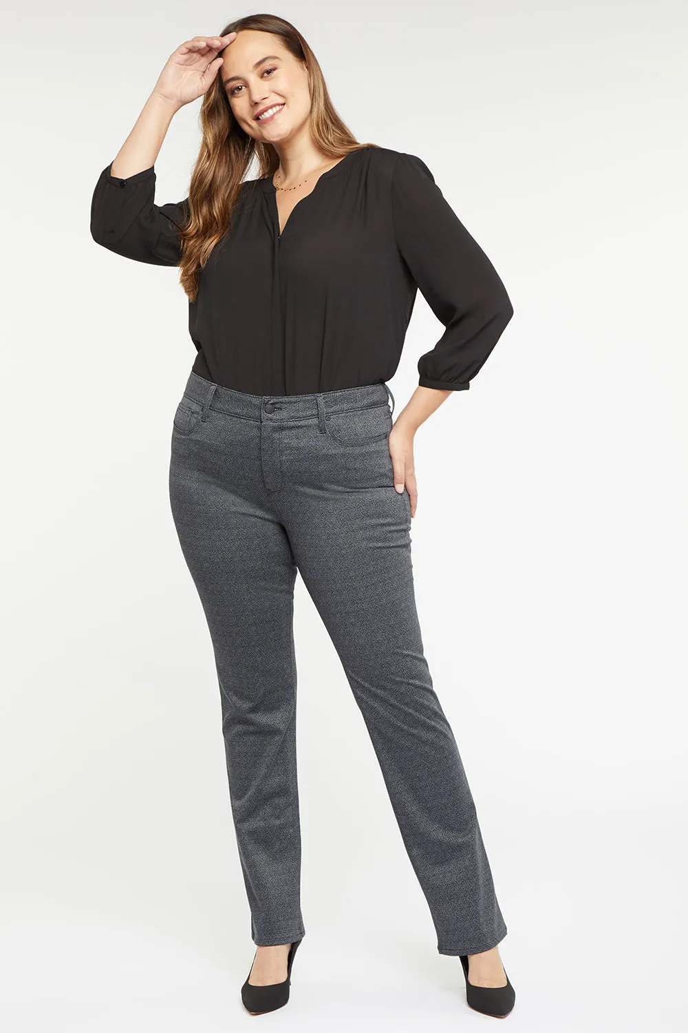 Marilyn Straight Pants In Plus Size - Lyon Herri