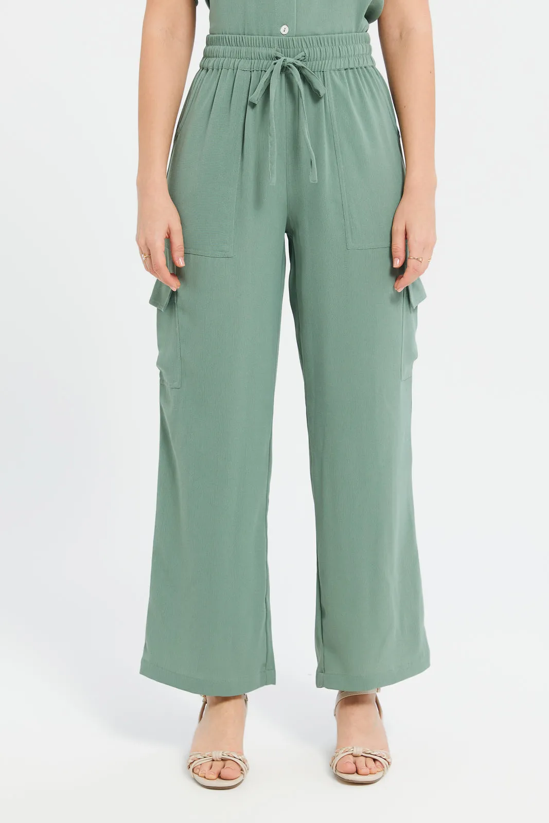 Women Green Plain Wide Leg Trouser